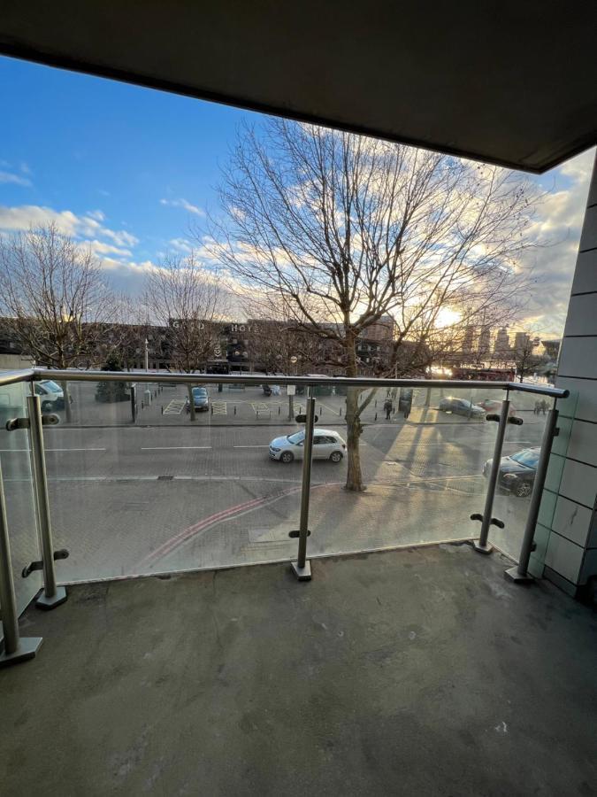 Апартаменты Royal Victoria Flat2 Лондон Экстерьер фото